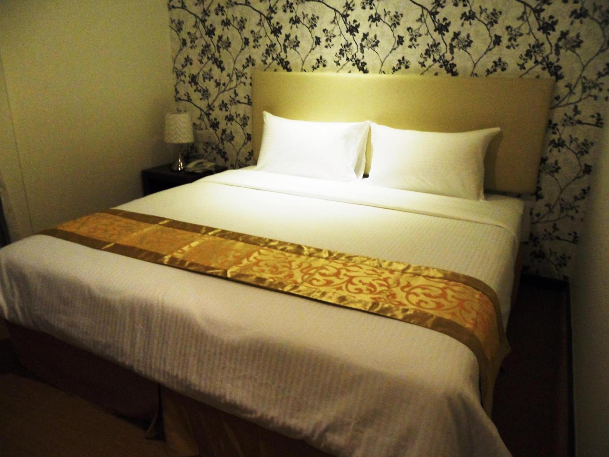 Eight Days Boutique Hotel - Mount Austin Johor Bahru Exterior foto
