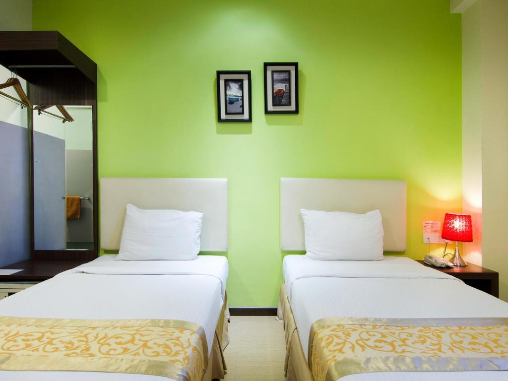 Eight Days Boutique Hotel - Mount Austin Johor Bahru Exterior foto